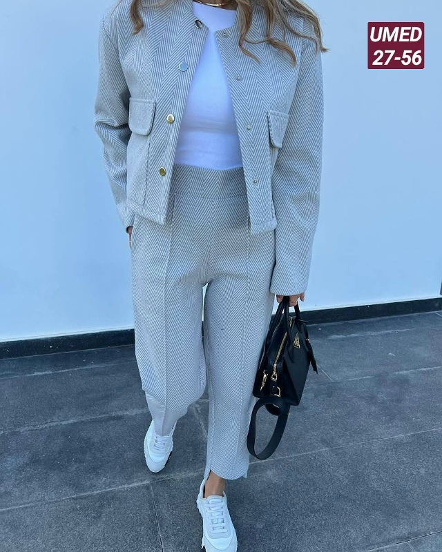 Костюм 23171824