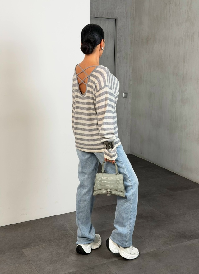 Свитер 23172815