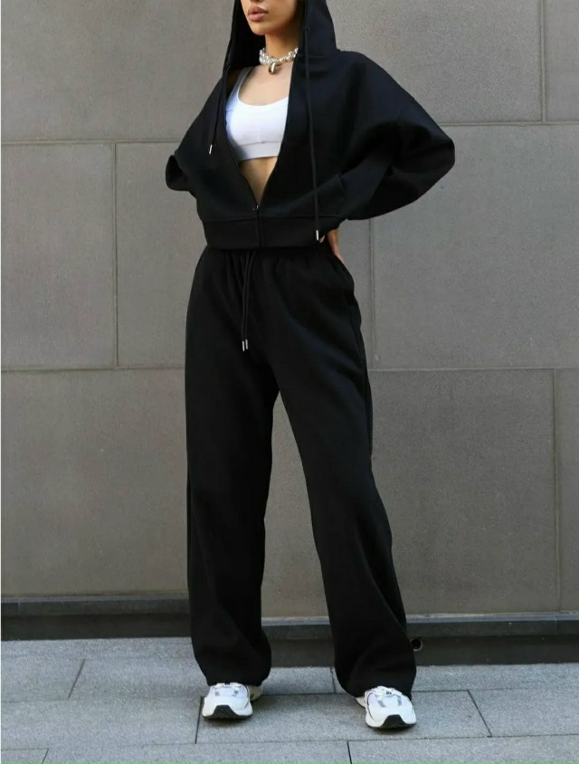 Спортивный костюм 23172251