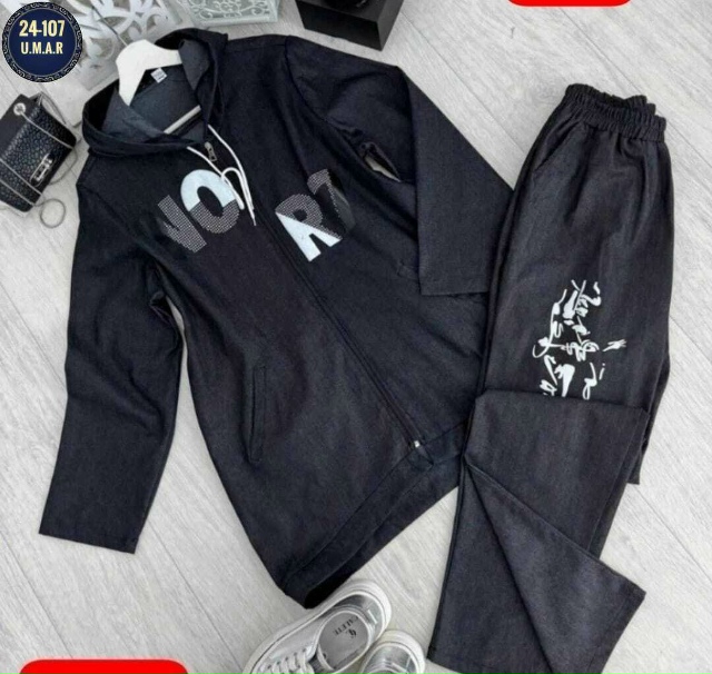 Костюм 23172259