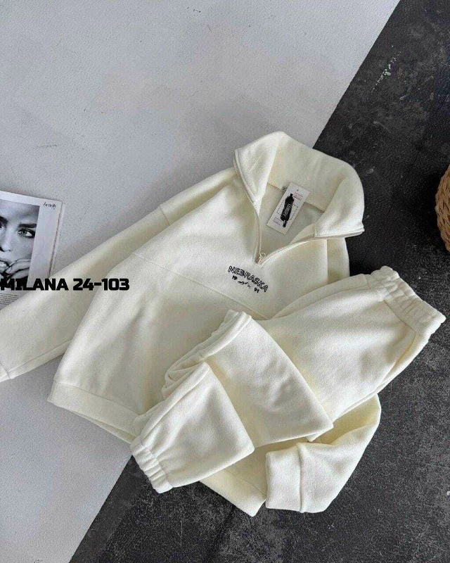 Костюм 23172422