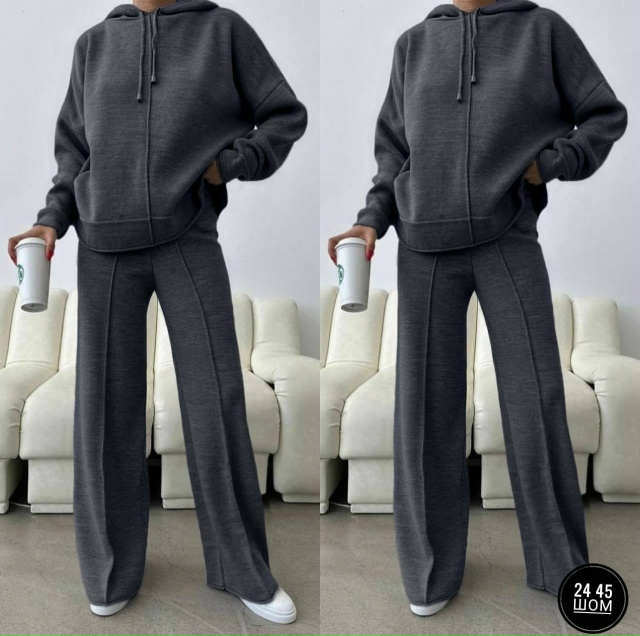 Спортивный костюм 23174087