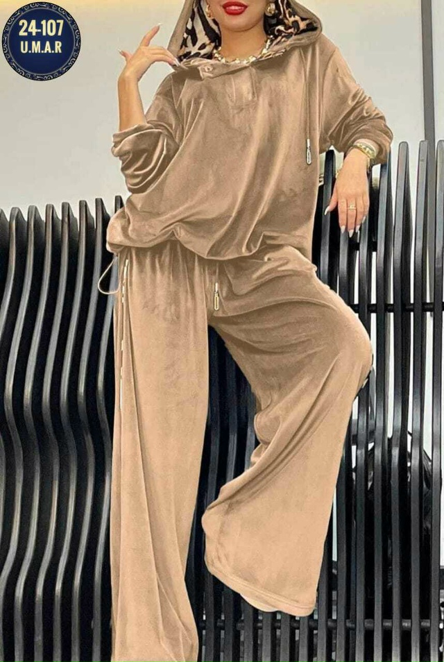 Спортивный костюм 23173993