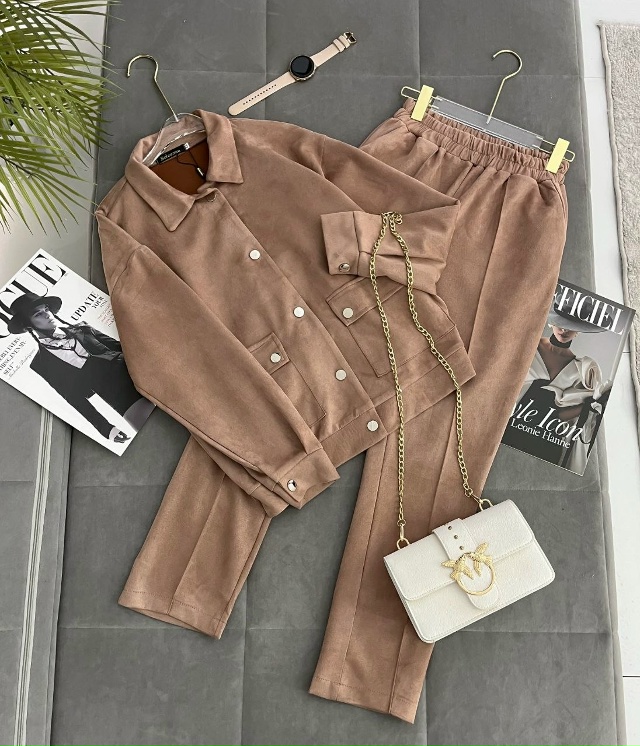 Костюм 23175218