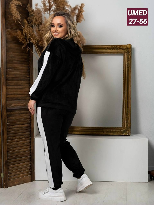 Спортивный костюм 23175162