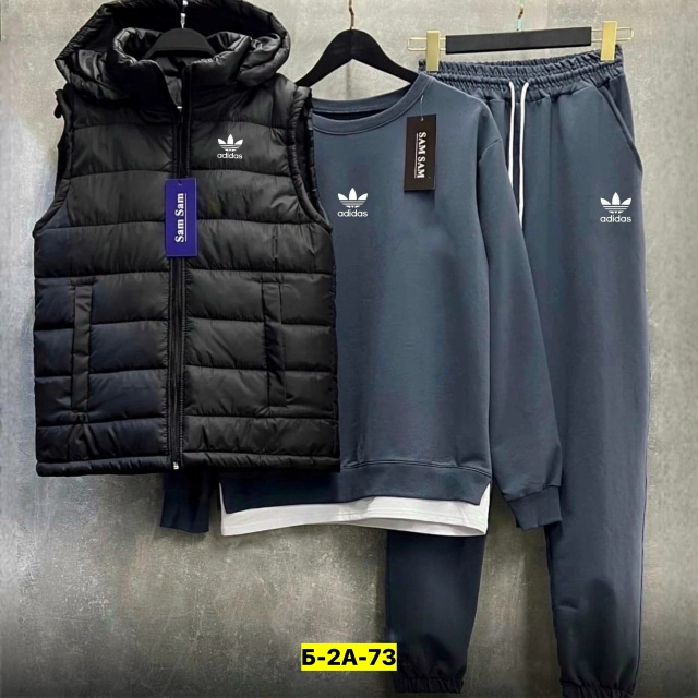 Спортивный костюм 23174821