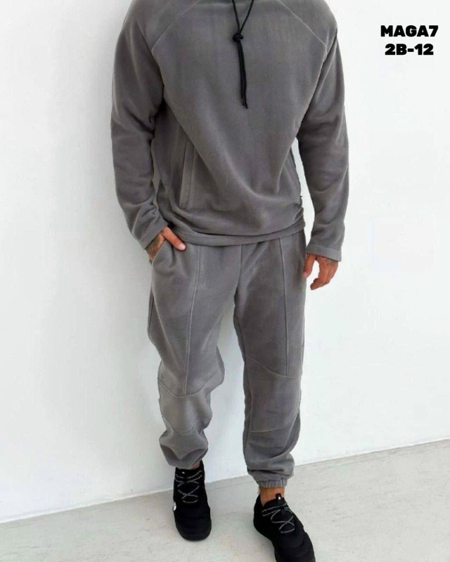 Спортивный костюм 23174768