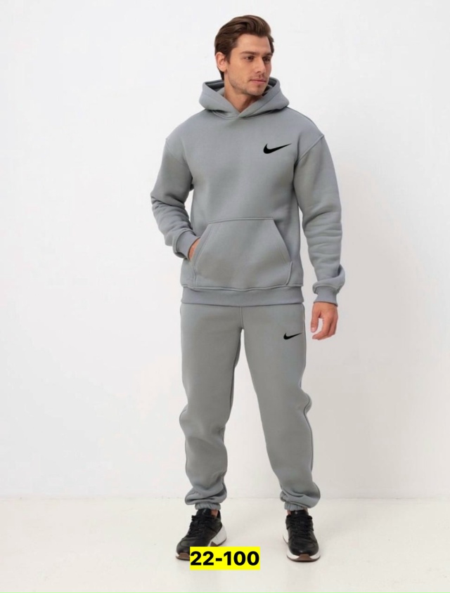 Спортивный костюм 23174795