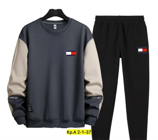 Спортивный костюм 23176222