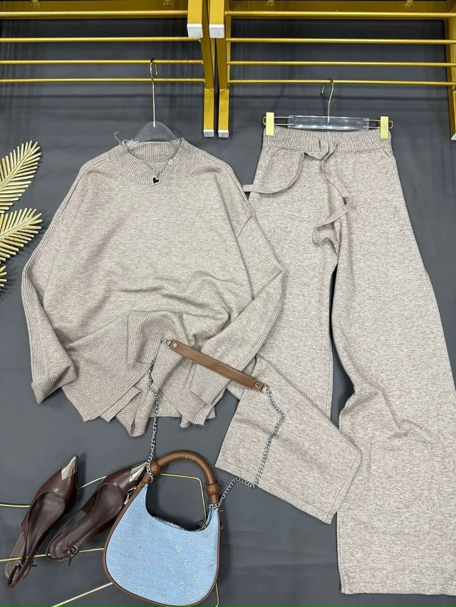 Костюм 23176094