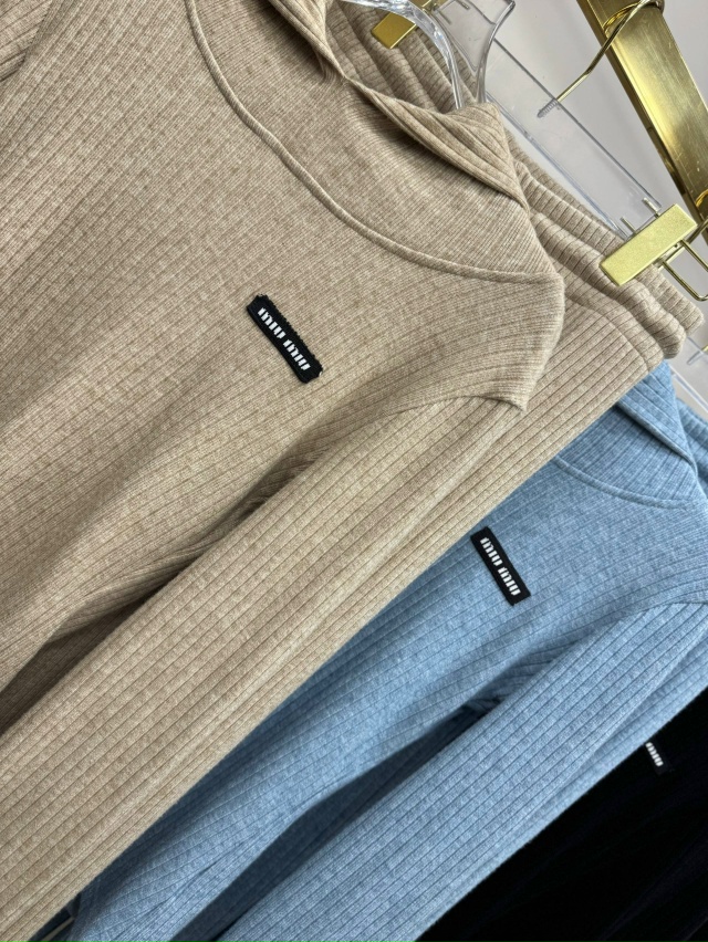 Костюм 23179330