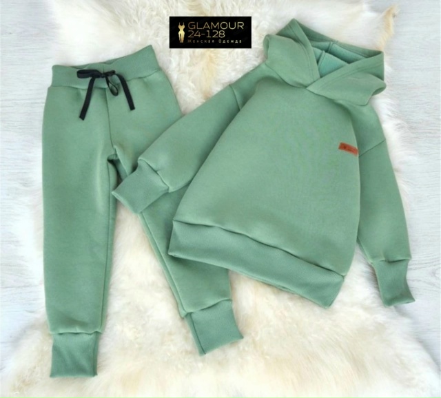 Спортивный костюм 23181157