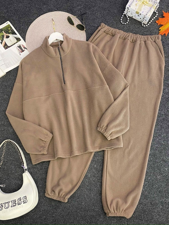 Спортивный костюм 23181090