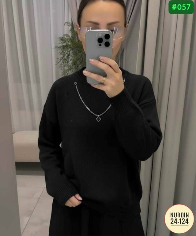 Свитер 23182835