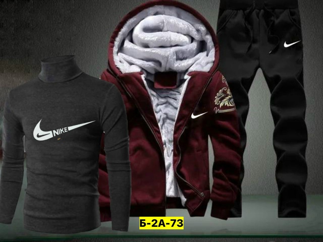 Спортивный костюм 23184655