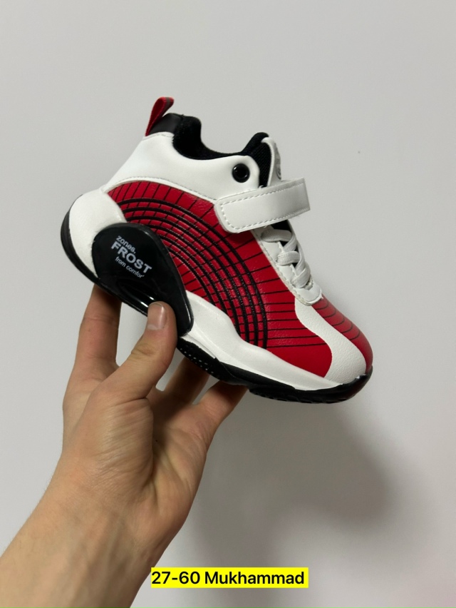 Кроссовки 23247847