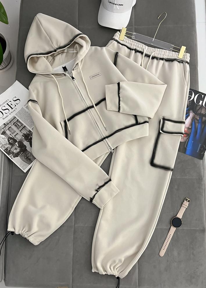 Спортивный костюм #23070535