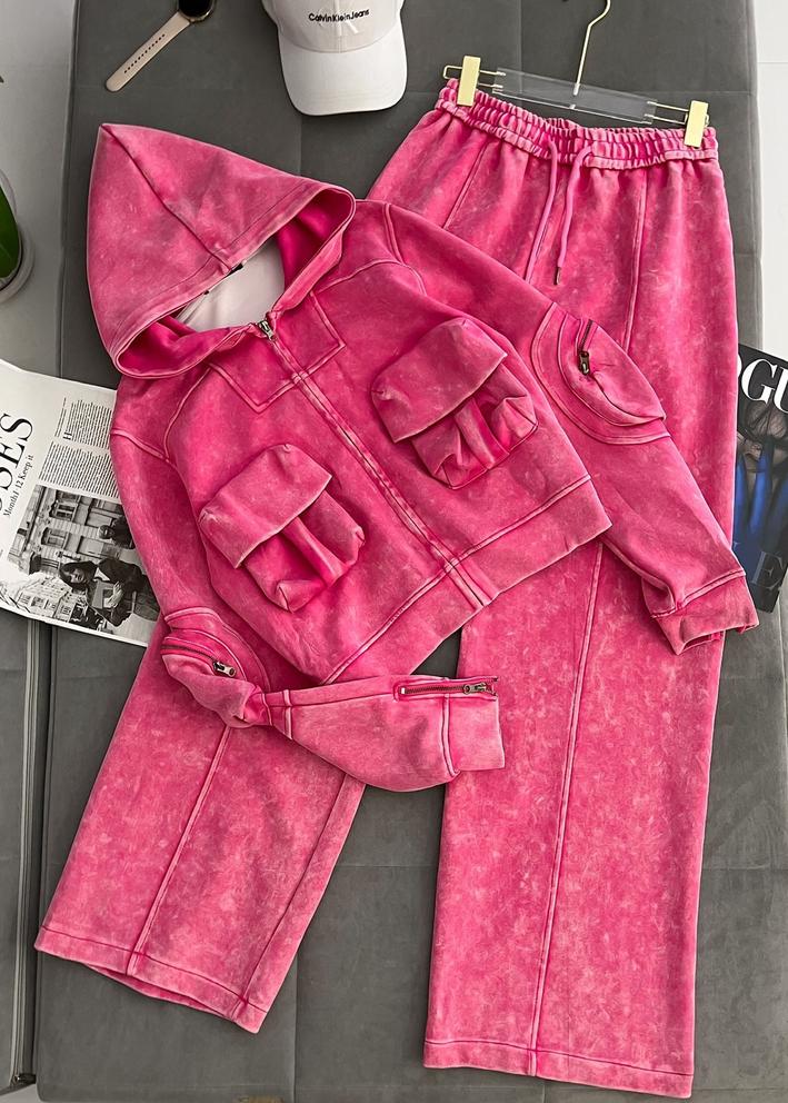 Спортивный костюм #23070530